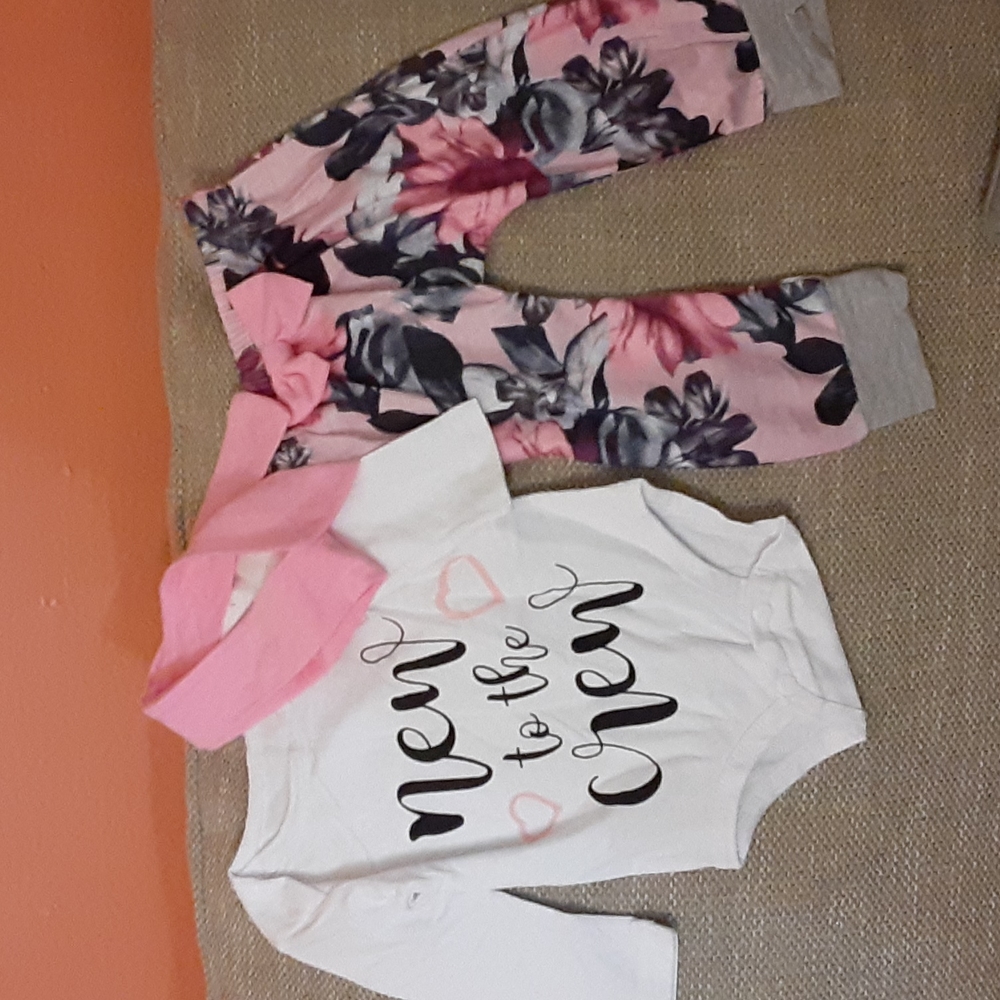 New, 2pc set